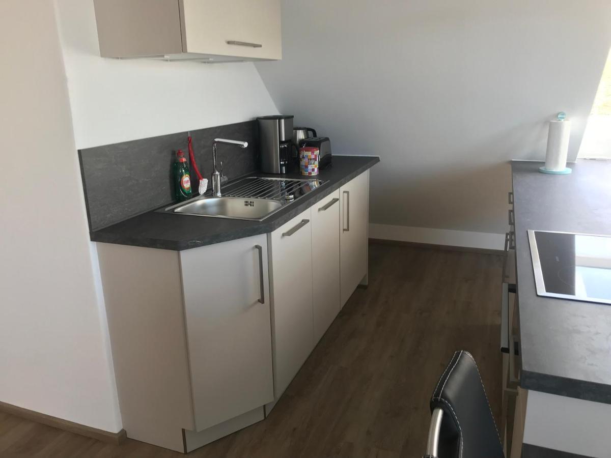 Sonniges 4 **** Dg-Apartment Mit Aufzug+Seeblick ไพลน์เฟลด์ ภายนอก รูปภาพ