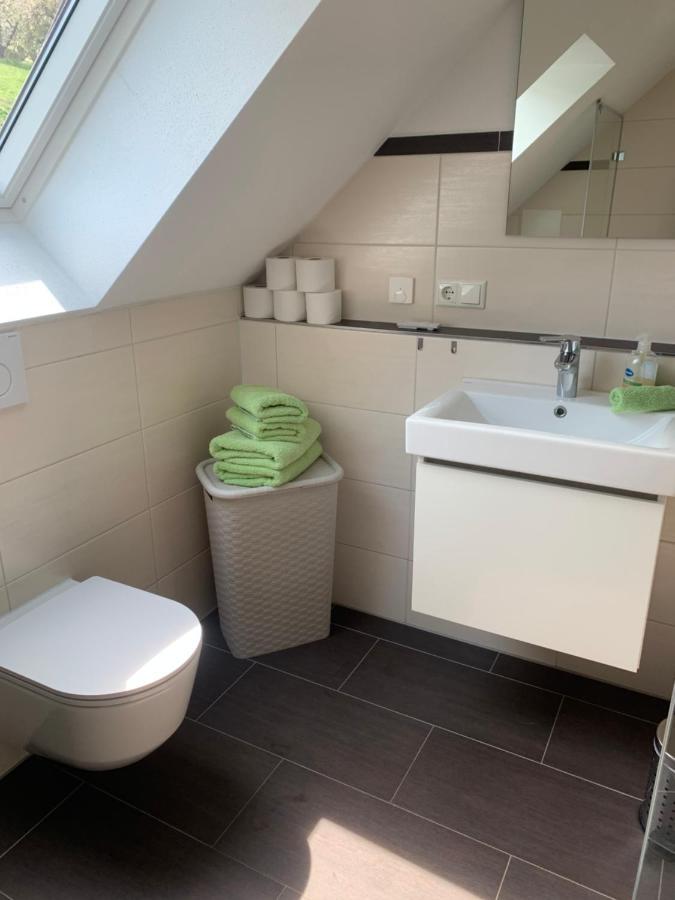 Sonniges 4 **** Dg-Apartment Mit Aufzug+Seeblick ไพลน์เฟลด์ ภายนอก รูปภาพ